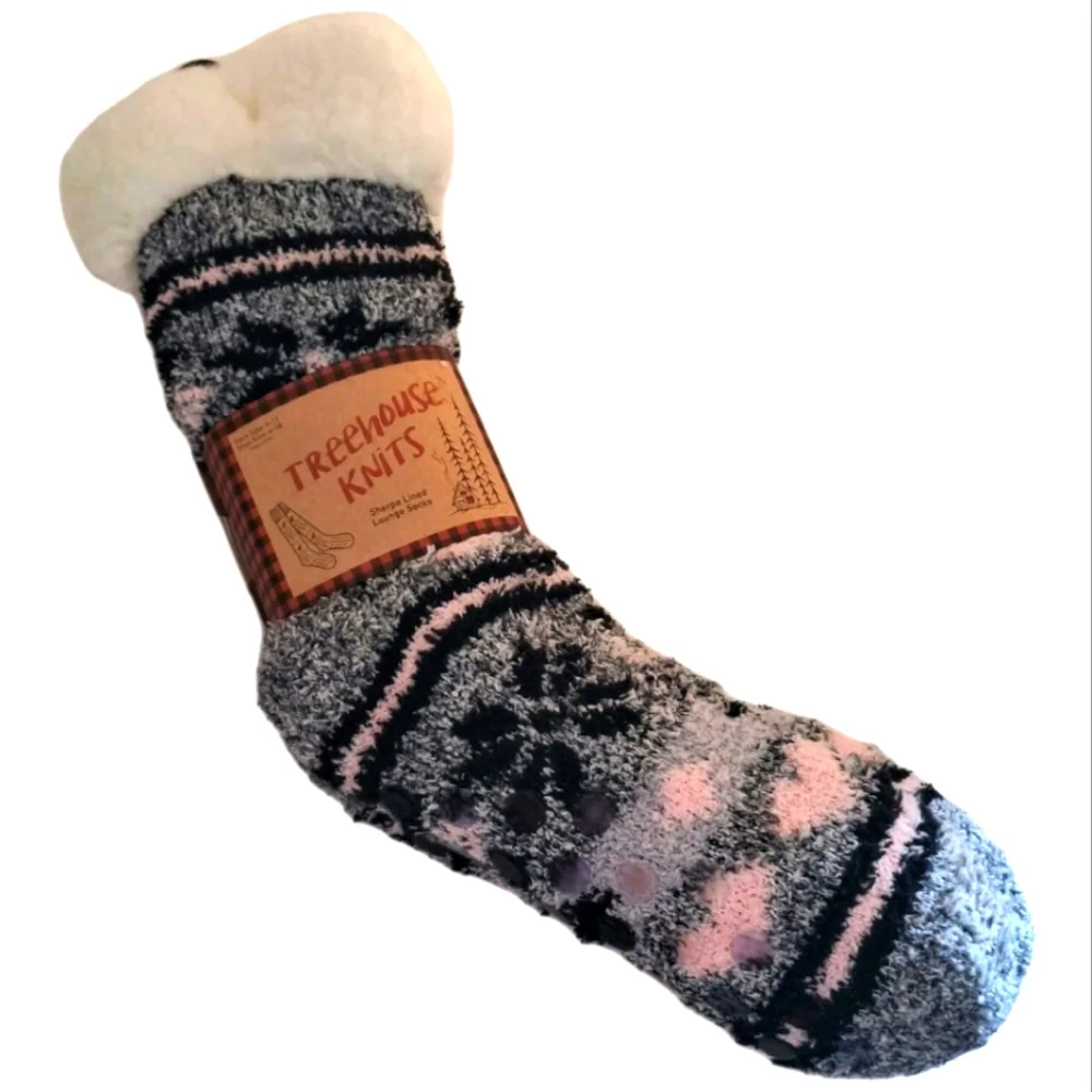 Treehouse Knits Sherpa Lined Slipper Socks NWT Gray Pink White Snowflake Heart